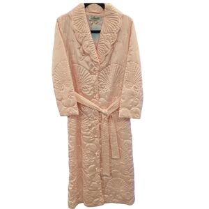 Vintage Silhouettes for Woodward’s Quilted Housecoat Robe Pink Size S (H)